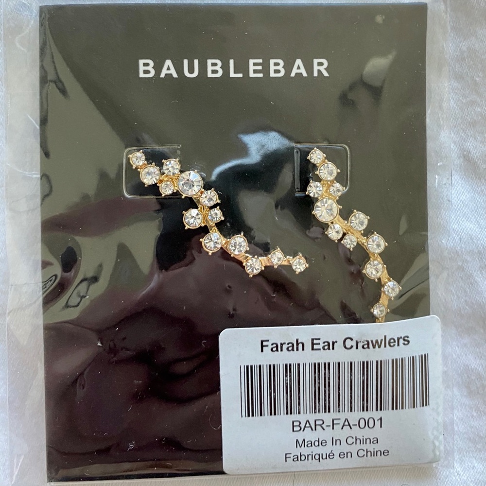 *NWT* Ear Crawlers
